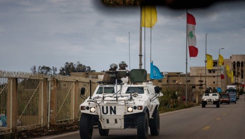 ЗГРАДА УН У ЛИБАНУ ПОГОЂЕНА ПРОЈЕКТИЛОМ: Верујемо да је ракету „испалио недржавни актер“