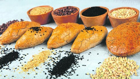 ЗА СВЕ СА ПРОБЛЕМОМ ИНСУЛИНСКЕ РЕЗИСТЕНЦИЈЕ, ИЛИ ДИЈАБЕТЕСОМ: Ево како хлеб може да се направи и од семенки и поврћа (ЈЕЛОВНИК)