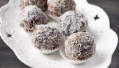 СА УРМАМА И КОКОСОВИМ БРАШНОМ: Лешник куглице, укусна и здрава посластица идеална за посне дане
