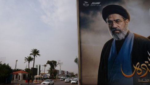 ŽIV JE MODŽTABA Zapadni obaveštajci: Iz senke donosi najteže odluke za zemlju