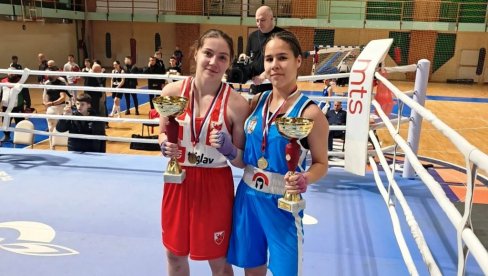 ZLATO I ZA LENKU: Medalje za sve tri bokserke paraćinskog „Praetorijana“ (FOTO)