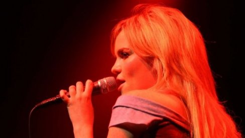 PROVODILA SE ZA SVOJ ROĐENDAN, A ONDA JOJ SE DESILO NEŠTO ŠTO JU JE OBELEŽILO ZA CEO ŽIVOT: Misteriozni nestanak pevačice koja je konačno sp