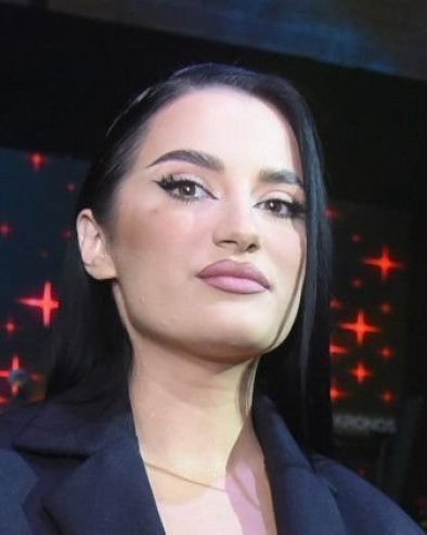 NE ZNAM ŠTA RADIM OVDE, IDEM DA SE OPROBAM KAO PEVAČICA: Barbara Bobak studirala težak fakultet, pa odustala zbog pevanja