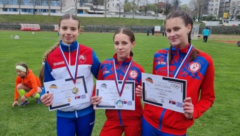 PROLEĆNE „ATINSKE IGRE“ U VRŠCU: Atletski miting okupio 11 ekipa, uključujući i tri iz Rumunije