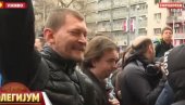 OVO JE BLOKADERSKA NACISTIČKA POLITIKA: Smrt Vučiću, živeli studenti - smrt i svim Jevrejima oko njega (VIDEO)