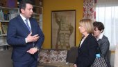 GRAD JEDNAKIH MOGUĆNOSTI ZA SVE: Šabac posetila ambasadorka Švedske