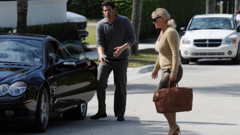 MAJKA ANE KURNJIKOVE OSTAVILA SINA (5) SAMOG U STANU, DEČAK SKOČIO KROZ PROZOR: 16 godina nakon incidenta postao je šampion u golfu