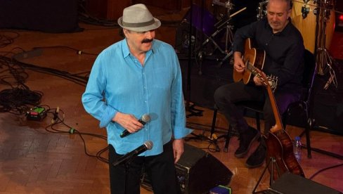 KONAČNO SAM DOŽIVEO SVE OVO: Pevač duševio publiku, a Haris DŽinović mu poručio samo jedno (FOTO)