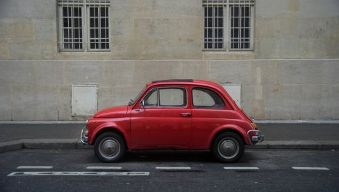 АУТОМОБИЛ ВАМ ЈЕ ДУГО СТАЈАО? Ево зашто прва вожња може бити опасна и шта морате одмах да урадите