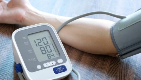 У КОЈЕ ВРЕМЕ ЈЕ НАЈБОЉЕ МЕРИТИ ПРИТИСАК? Ујутру, поподне или увече