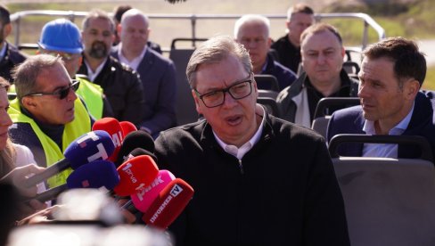 VUČIĆ OBILAZI RADOVE NA GRADILIŠTU EXPO 2027 (FOTO/VIDEO)