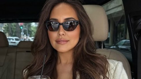 POZNATA PEVAČICA POSTALA MAMA PO 2. PUT: Rodila ćerku u 41. godini