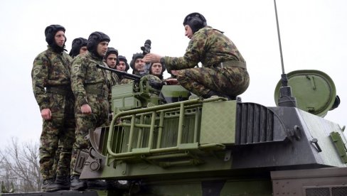 Тачно у подне: Припадници Војске Србије ангажовани у мировној операцији у Либану на пријему код Вучића
