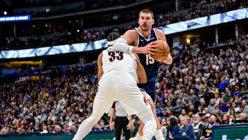 ЧУДО У ДЕНВЕРУ: Јокић је имао шта да види против Оклахоме (ВИДЕО)