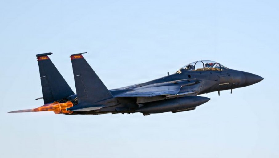 UNIŠTENA JEDNA OD NAJVAŽNIJI POMORSKIH BAZA IRANA: Ovako je Izrael izveo napade, evo šta je gađao  (VIDEO)