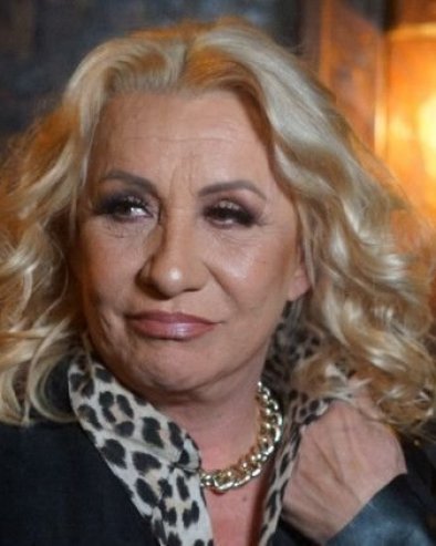 VESNA ZMIJANAC JE IMALA TEŠKO DETINJSTVO: Majka ju je napustila i ostavila - Ja sam tada u njoj izgubila majku, a ona u meni ćerku