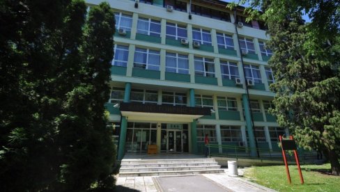 ODJEKNUO GLAS IZ NOVOG SADA Studenti FTN-a i DIF-a kolegama iz Srpske: „U nama imate braću, ne damo na naše poreklo!“