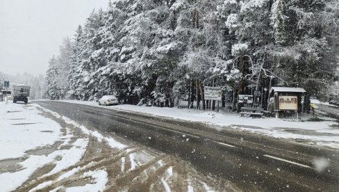 STIŽU PLJUSKOVI KIŠE, KRUPE I SNEGA: Temperatura ide u minus - ova dva dana doneće mraz