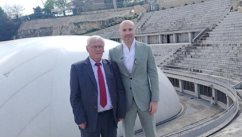 НАРОДНА МУЗИКА ОВО ЗАСЛУЖУЈЕ: Миланче Радосављевић после више од пет деценија каријере запеваће на Ташмајдану (ФОТО)