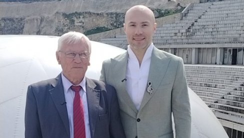 Nije samo legenda narodne muzike: Nikada ne biste pogodili kojim zanatom se bavi Milanče Radosavljević (FOTO)