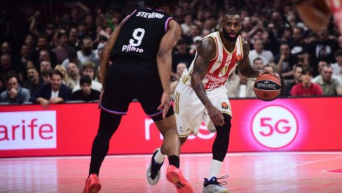 ODUŠEVIĆE ZVEZDAŠE! Evo šta je Kodi Miler-Mekentajer radio za Uskrs (FOTO)