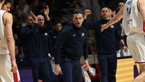 БУДУЋНОСТ КОШАРКЕ У СИГУРНИМ РУКАМА! Душан Алимпијевић тренер године!