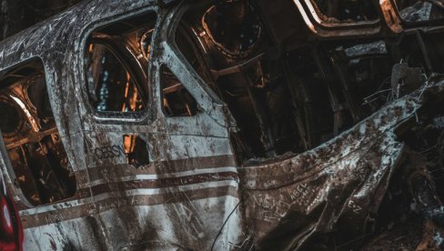 AVION SLETEO, PA SE ZAPALIO: Tragedija na pisti, dve osobe stradale