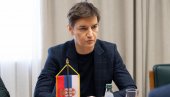 BRNABIĆ O PRETNJAMA BLOKADERA VUČIĆU: Iskreno da vam kažem – vi stvarno niste normalni! (FOTO)