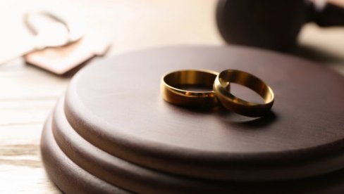 NE OSLOBAĐA OBAVEZE PREMA BANCI: Šta se dešava sa kreditom nakon razvoda - Pazite se ozbiljnog problema!