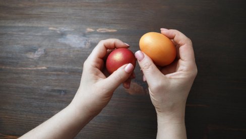 НЕ ЗНАТЕ ШТА ДА РАДИТЕ СА ПРЕОСТАЛИМ ВАСКРШЊИМ ЈАЈИМА? Никако их не бацајте, овај рецепт ће вас спасити мука