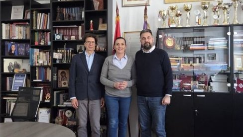 RAZMENA ZNANJA I ISKUSTVA: Matematička gimnazija potpisaće ugovor sa Petnicom