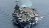 USS Abraham Lincoln SE VRATIO SA MARATONSKE MISIJE: Prizor broda šokirao posmatrače