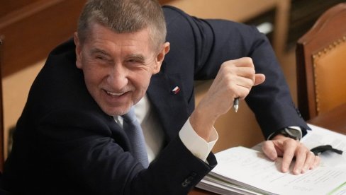 BABIŠ VIDI RASPAD SISTEMA: EU na istom putu kao i Rimsko carstvo