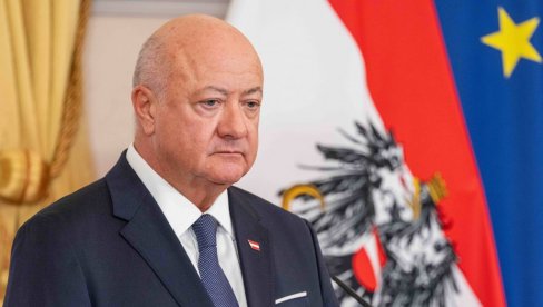 AUSTRIJSKI KANCELAR DOŽIVEO UDES NA AUTO-PUTU: Vozilo udarilo u auto ispred, poznato da li ima povređenih