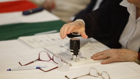 POTVRĐENO NOVOSTIMA: Izbori 25. oktobra