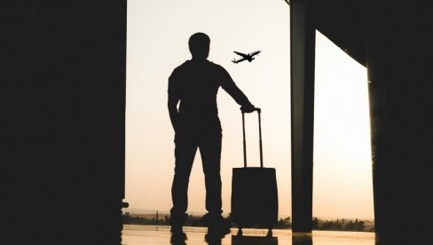 DRAMA U NEMAČKOJ: Obustavljeni letovi zbog drona