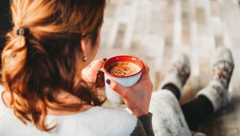 ISTINA ILI ZABLUDA: Da li je kafa kriva za nesanicu?