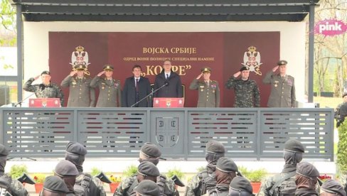 ВУЧИЋ ОБИЛАЗИ НОВИ ОБЈЕКАТ: Председник присуствује обележавању Дана јединице Кобре