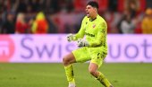 ZVEZDA IMA NEVEROVATNU ZVER NA GOLU! Niko mu ne može ništa, ponizio napadače u Srbiji i Evropi