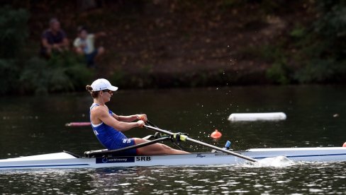 BORIĆE SE ZA MEDALJU: Jovana Arsić se plasirala u finale Svetskog prvenstva u veslanju