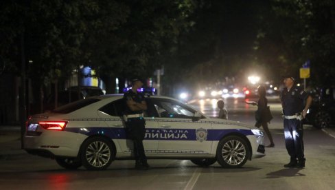 СУДАРАЛИ СЕ АУТОБУС И АУТОМОБИЛ, ИМА МРТВИХ: Тешка несрећа у Младеновцу (ФОТО)