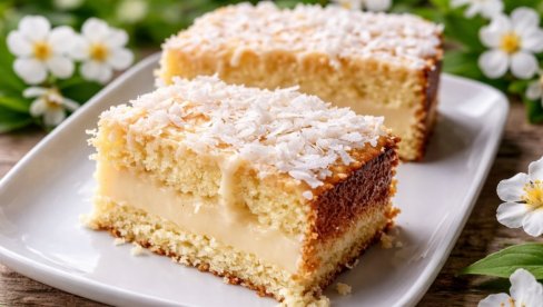 SOČAN KOKOS KOLAČ SA PRELIVOM OD KONDENZOVANOG MLEKA: Mekan, mirisan i neodoljivo kremast