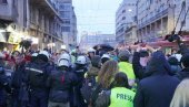 Novo fantomsko istraživanje raskrinkane agencije za lažne ankete: Ko je lud da poveruje da je rejting Vučića ispod anonimusa sa studentske?