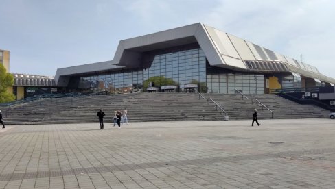 45 година Новосадске лепотице: Спенс обележио рођендан изложбом фотографија са најзначајнијих спортских догађаја