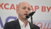 КНЕЖЕВИЋ ДОКРАЈЧИО КАРИЈЕРУ ПРЕМИЈЕРА ЦГ: Војниче Спајићу, вољно!