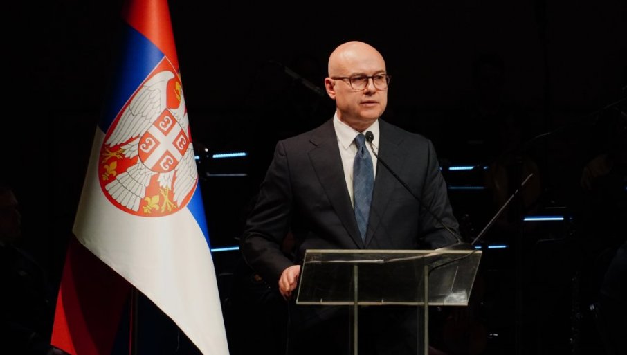 МИЛОШ ВУЧЕВИЋ ОТКРИО ДЕТАЉЕ ИЗ ПРИВАТНОГ ЖИВОТА: Отац је сакрио позив за војску, како бих положио пријемни