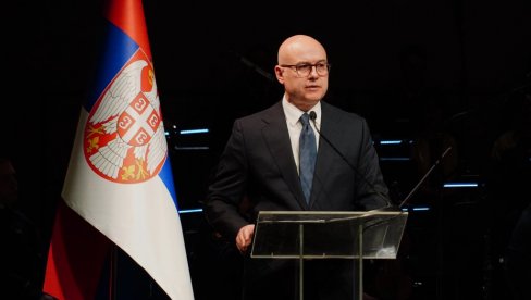 ВУЧЕВИЋ ОДГОВОРИО ТАЈКУНСКИМ МЕДИЈИМА: Стао у одбрану патријарха Порфирија након нових, срамних напада