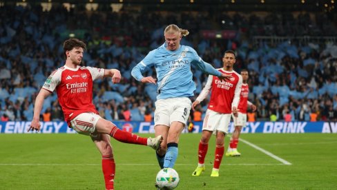 Da li je ovo moguće? Vučić isti Haland (FOTO)