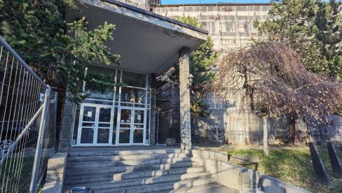 Огласио се Медицински факултет: Блокадери угрожавали животе чланова Изборне комисије