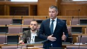 Raskućiti narko-kartele: Bečić na poslaničkom satu poručio da se protiv kriminala bori na svim frontovima (FOTO)
